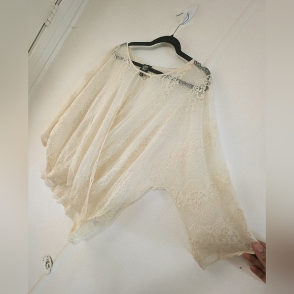 Bobeau Cream 3/4 Sleeve Wrap Blouse - Picture 4 of 8